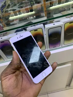 Apple iPhone 7 128 GB Silver