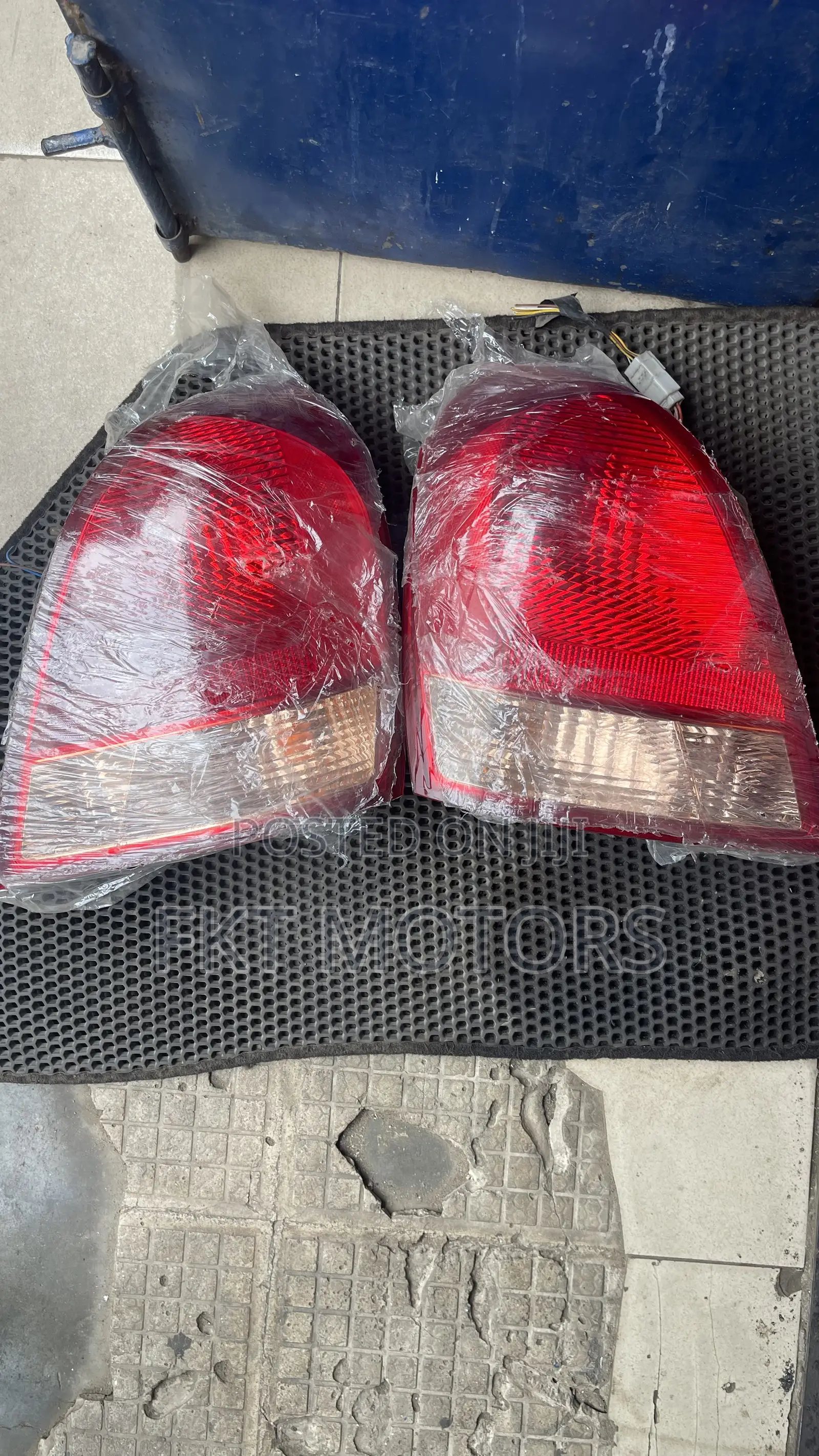 Hyundai Elantra Headlights Taillight Set 2002,2003,2004,2005