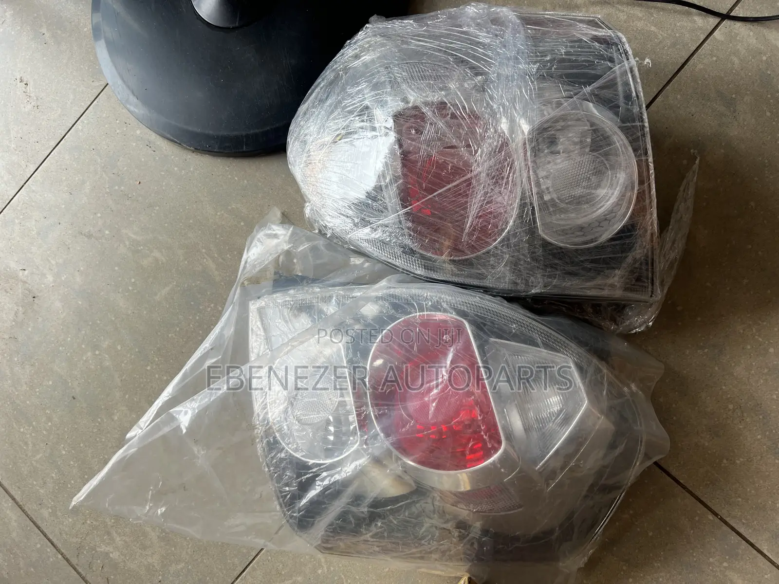 Pontiac Vibe 2009,2010 Taillights
