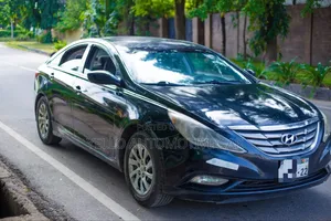 Rent Hyundai Sonata