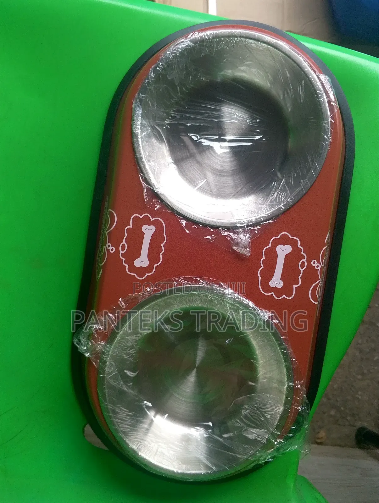 Double Dog Bowl