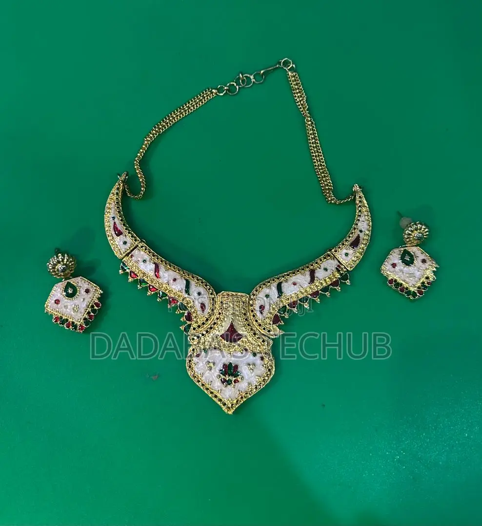 ELLE Jewellery Set