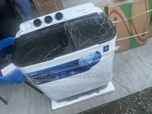 Full Plastic Body Twin Tub Midea7kg Top Load Washing Machine