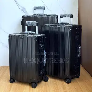 Quality Luxurious Suitcases Set