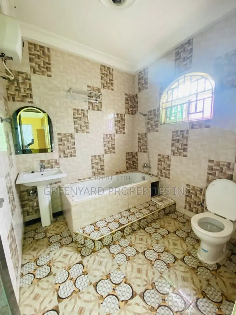 4bdrm House in Adjiringanor, East Legon for rent
