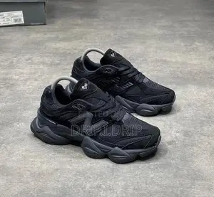 New Balance 9060” Black . Comes In Box . Highly Authentic