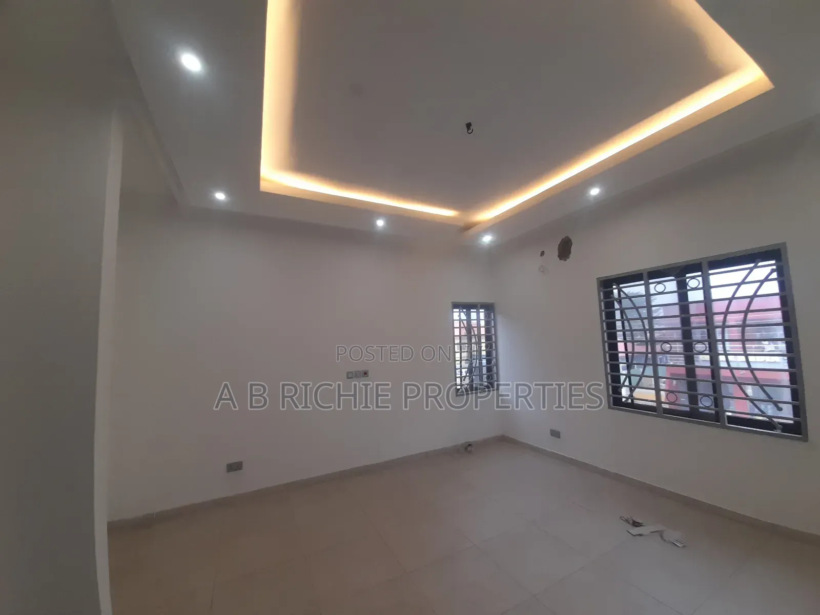 4bdrm House in Ab Richie Properties, Baatsona Total for sale
