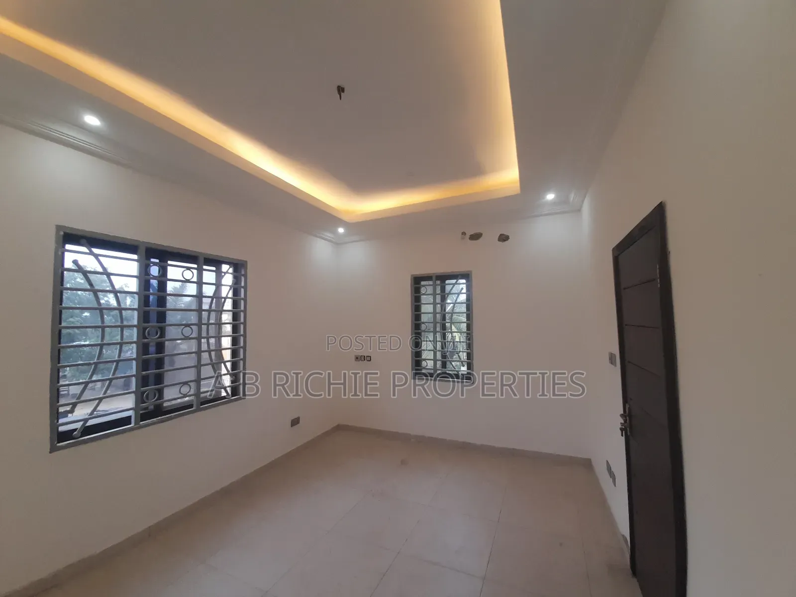 4bdrm House in Ab Richie Properties, Baatsona Total for sale