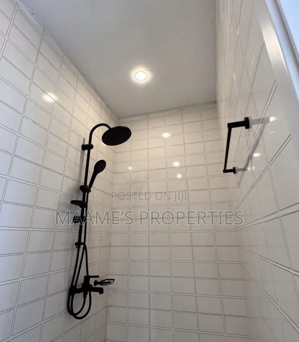 3bdrm House in Aburi for sale