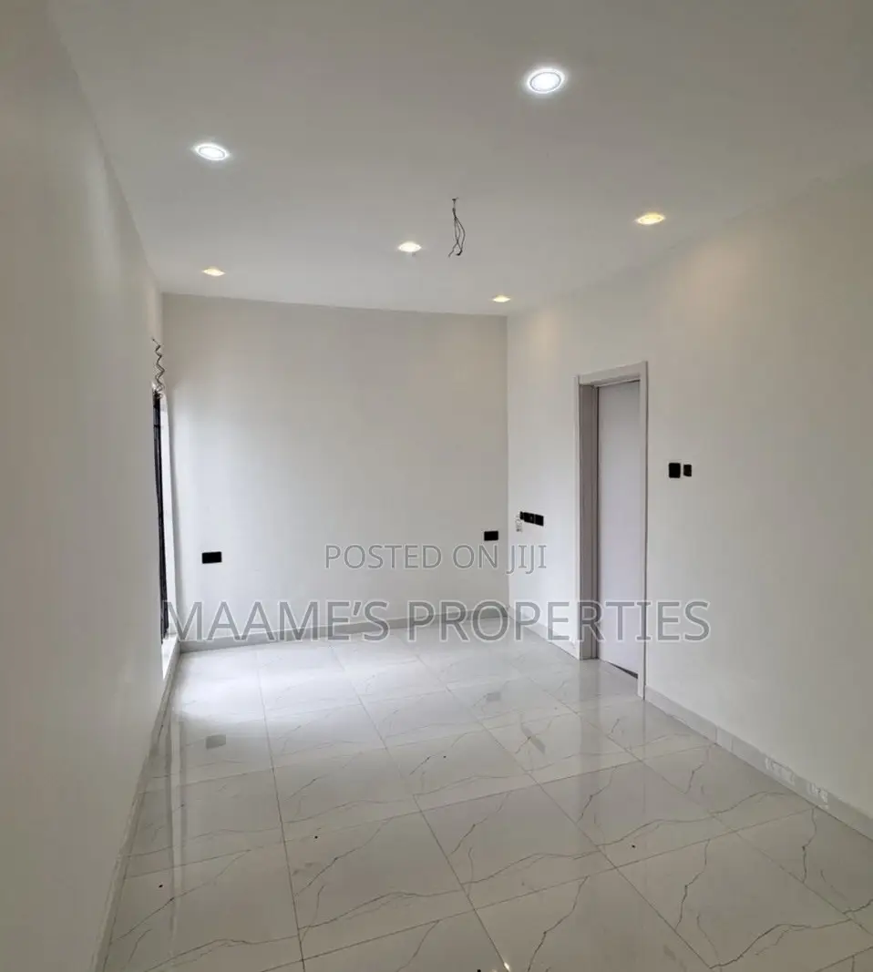 3bdrm House in Aburi for sale