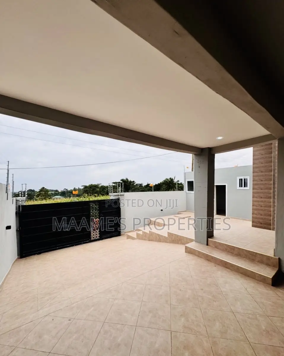 3bdrm House in Aburi for sale
