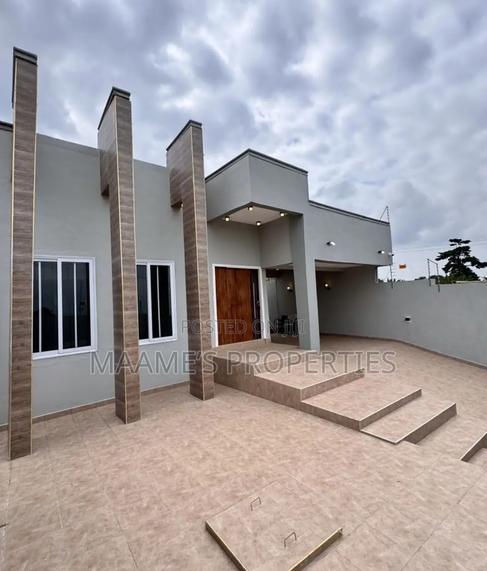 3bdrm House in Aburi for sale