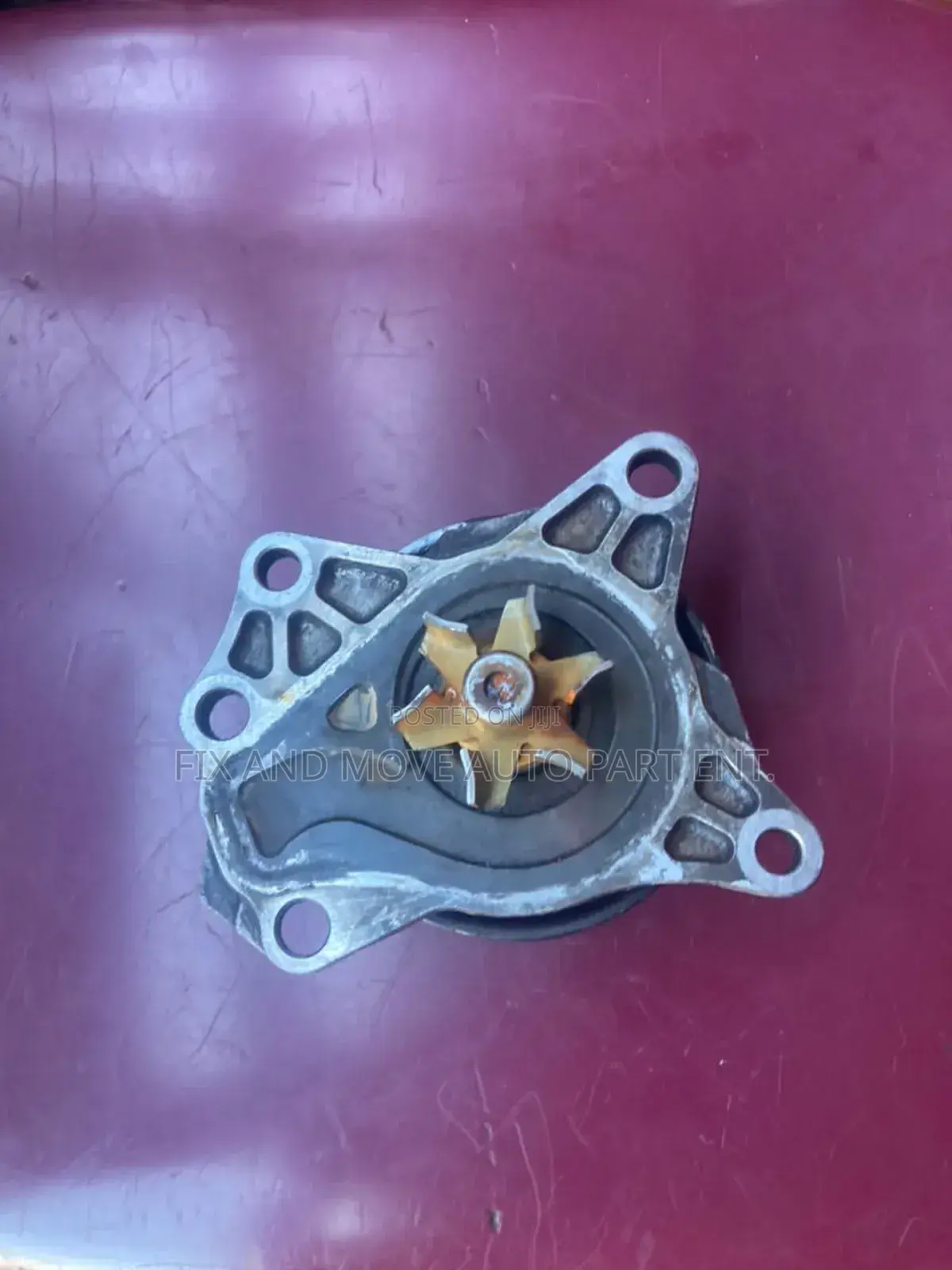Toyota Vitz (3/4 Plugs) Water Pump/Puller Available