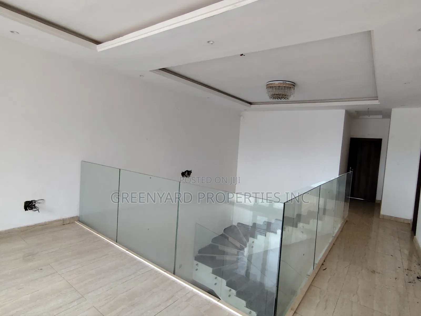 5bdrm House in Lakeside, Ashaley Botwe for sale