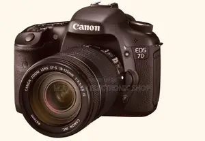 Canon EOS 7D SLR Camera