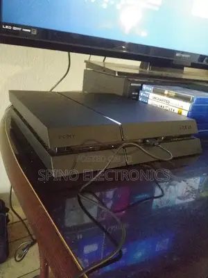 Ps4 Standard With Fc 26 With Games of Your Choices