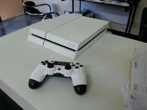 White Ps4 Standard