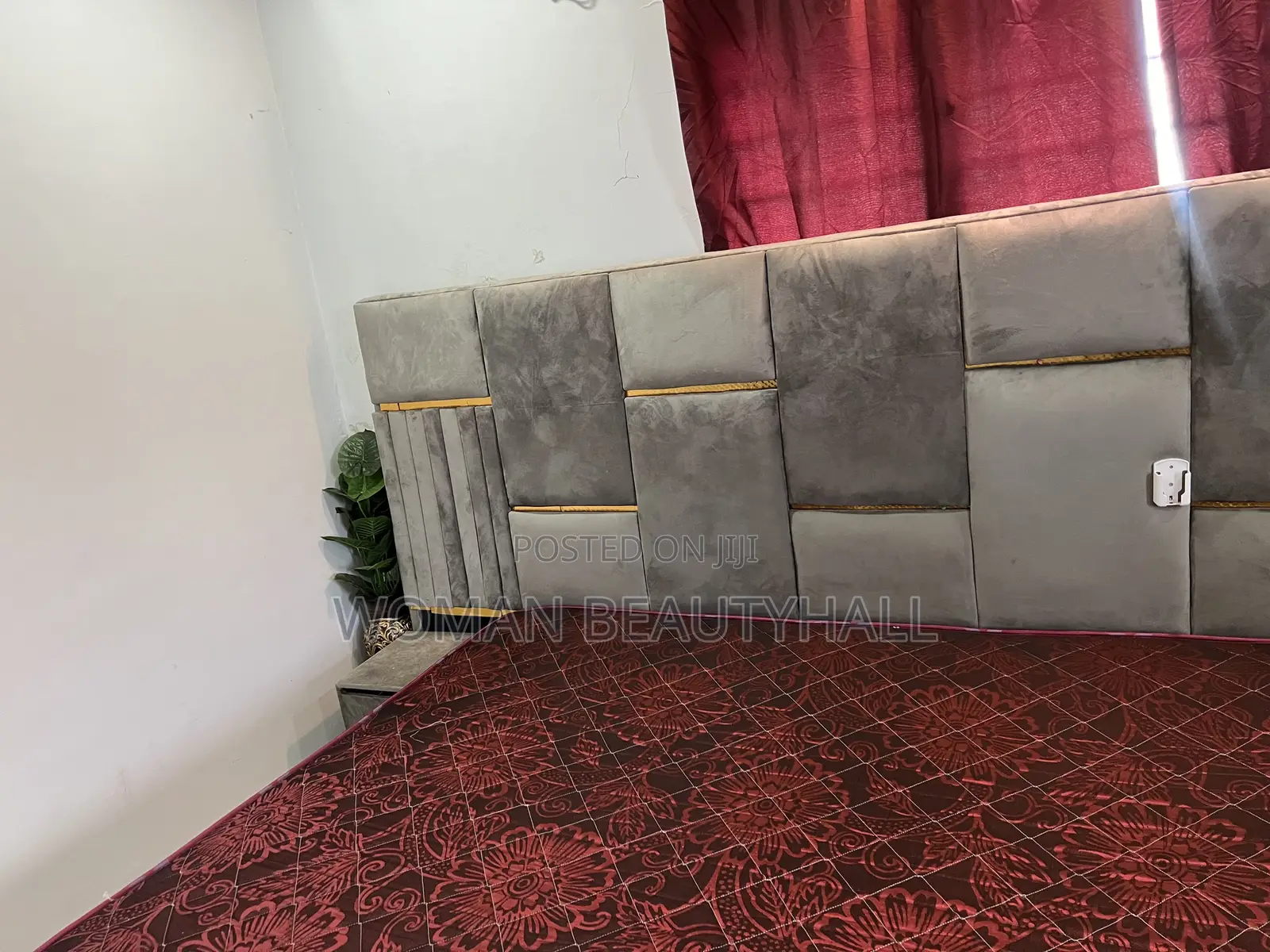 Morden King Size Bed With Mattress