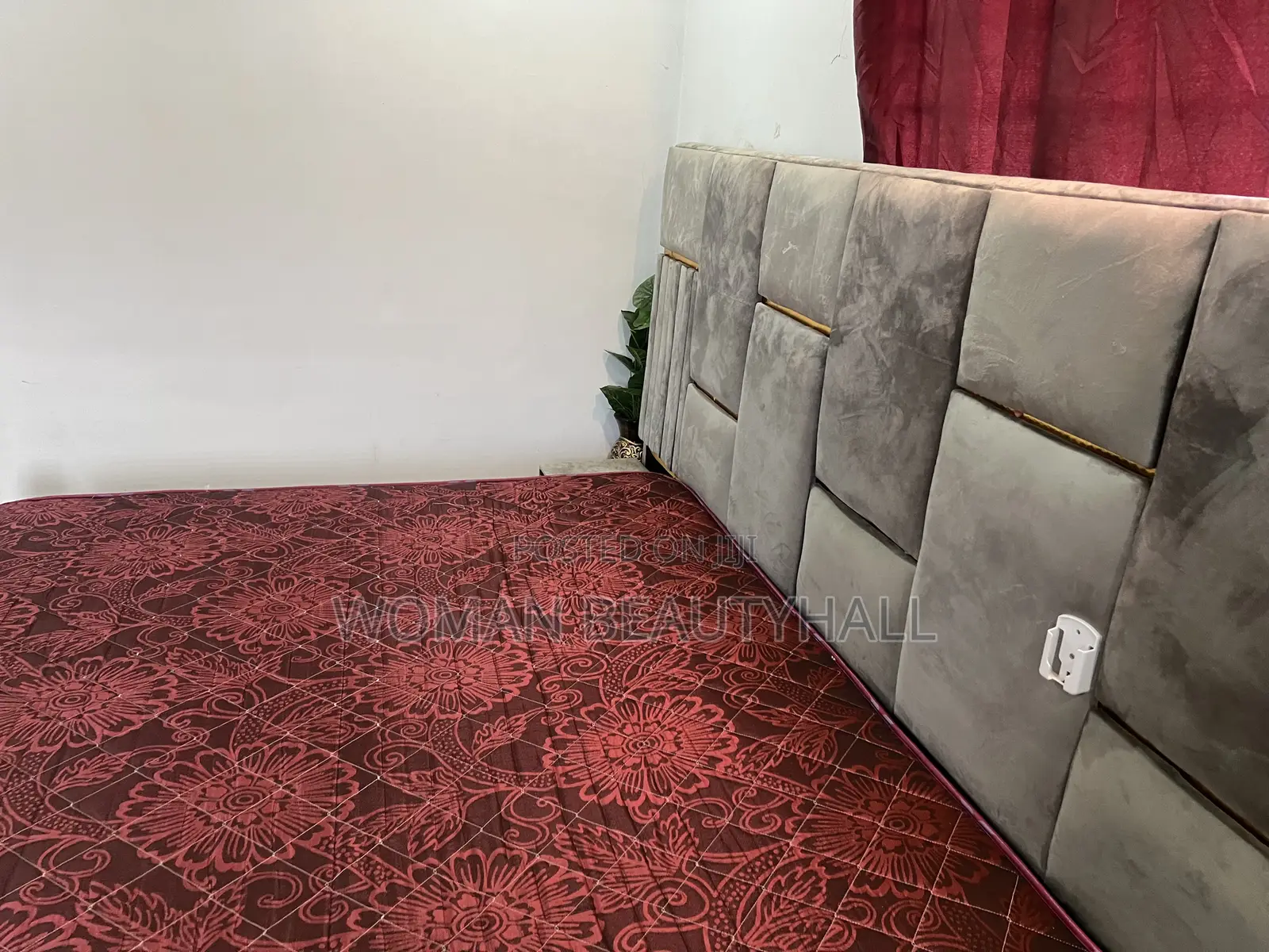 Morden King Size Bed With Mattress