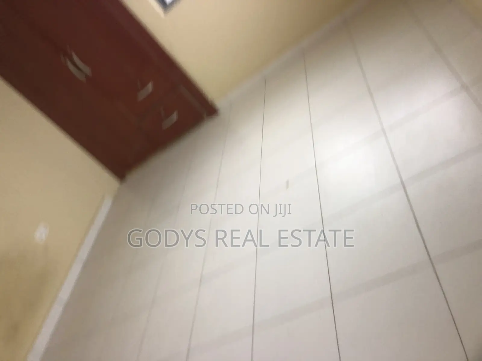 2bdrm Apartment in New Market, Kasoa for rent