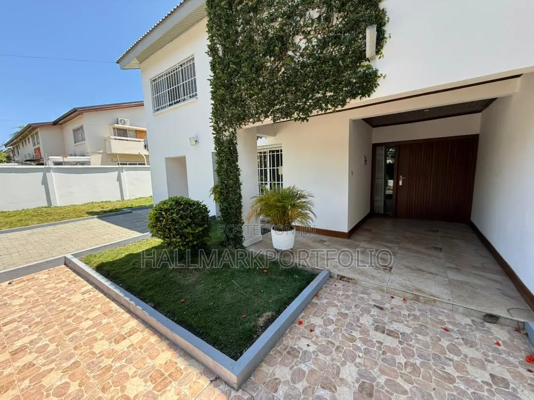 5bdrm House in American Embassy, Cantonments for rent