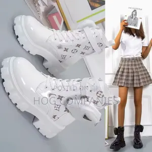 High End Louis Vuitton Boots Sneakers Shoes