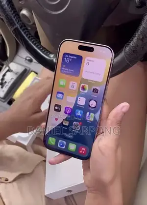 New Apple iPhone 16 Pro Max 256 GB Gold