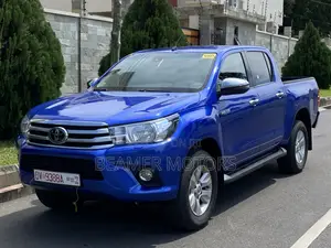 Toyota Hilux Revo Smart Cab Petrol 2.7 RWD 2018 Blue