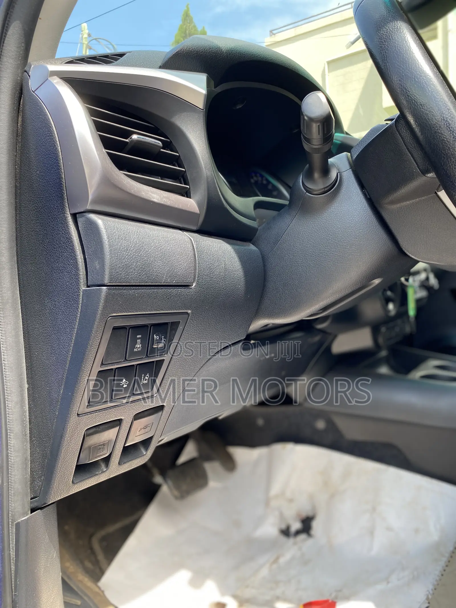 Toyota Hilux Revo Smart Cab Petrol 2.7 RWD 2018 Blue