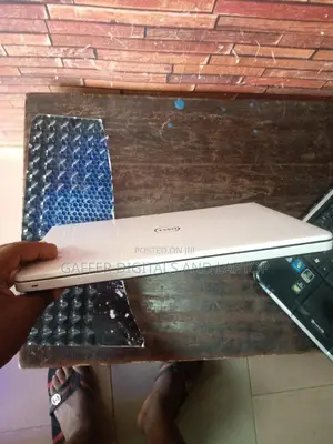 Laptop Dell Inspiron 15 4GB Intel Celeron HDD 500GB