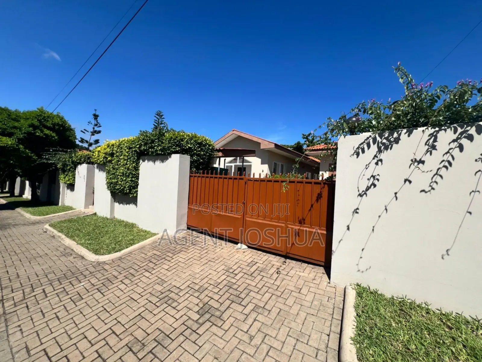 3bdrm House in Regimanuel Estate, Airport Residential Area for rent