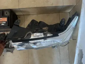 Original Landcruiser Headlight 2016 , 2017 , 2018 , 2019