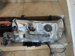 Original Landcruiser Headlight 2016 , 2017 , 2018 , 2019