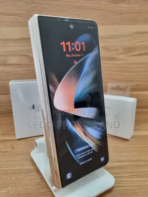 Samsung Galaxy Z Fold4 256 GB Gold