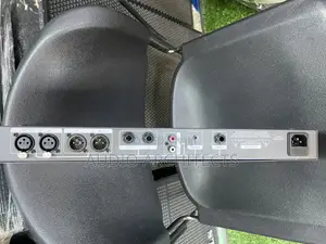 Behringer HPA1600 Headphone Amplifier