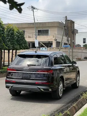 Audi Q7 Prestige 2020 Burgundy