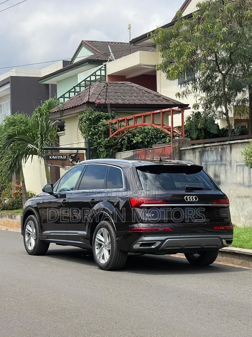 Audi Q7 Prestige 2020 Burgundy
