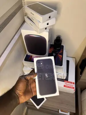 New Apple iPhone 11 64 GB Black