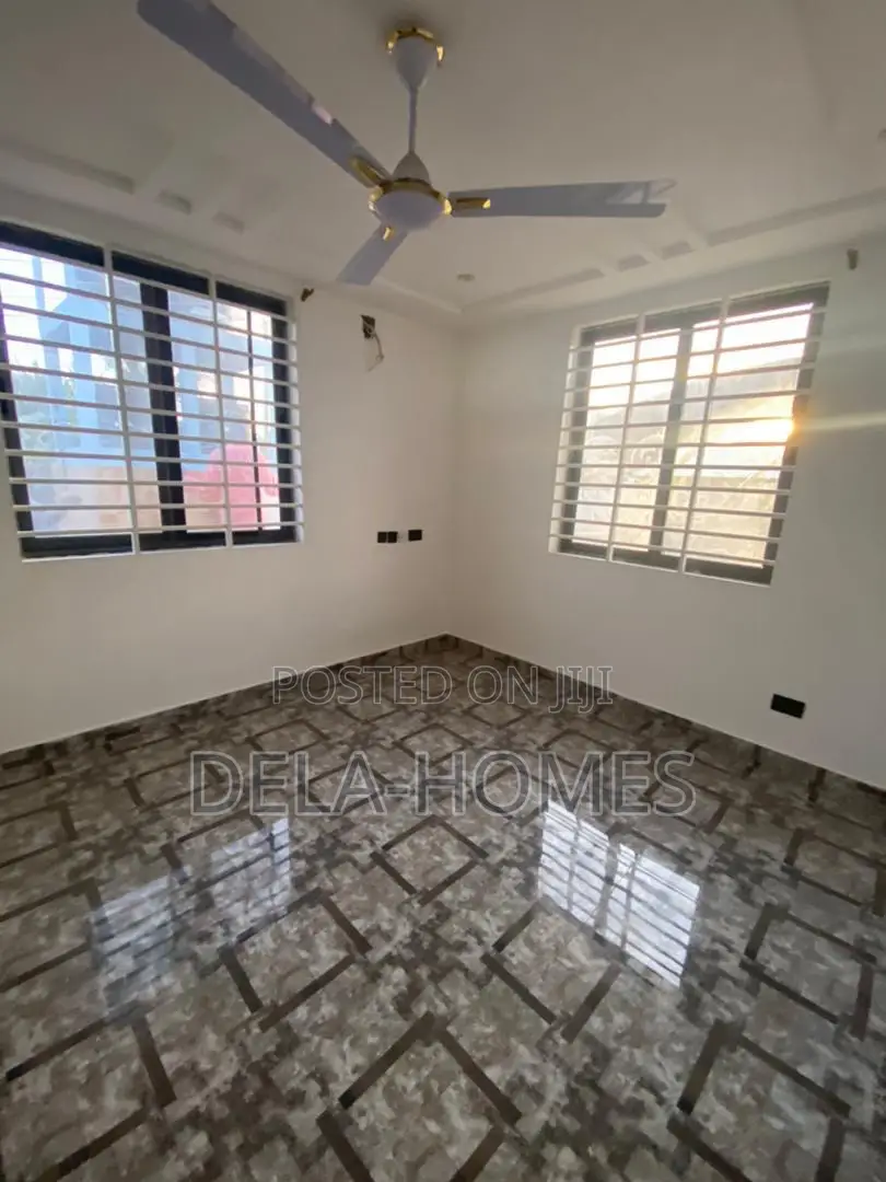 4bdrm Apartment in Adenta for rent