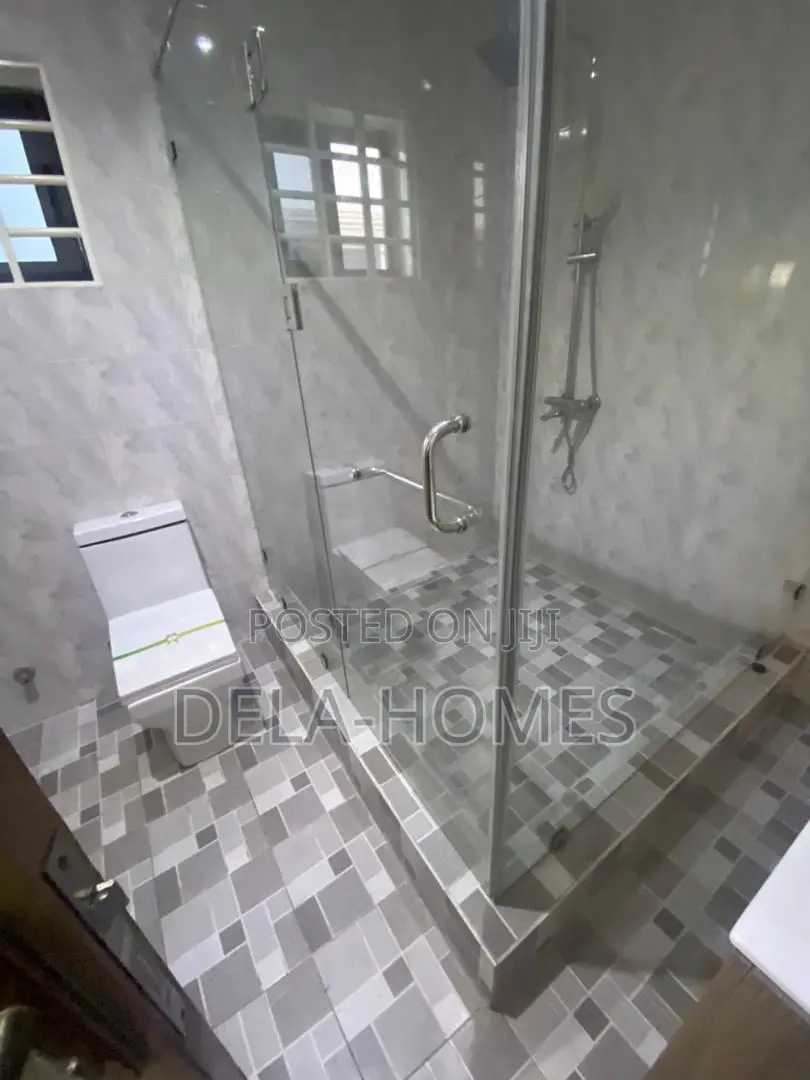 4bdrm Apartment in Adenta for rent