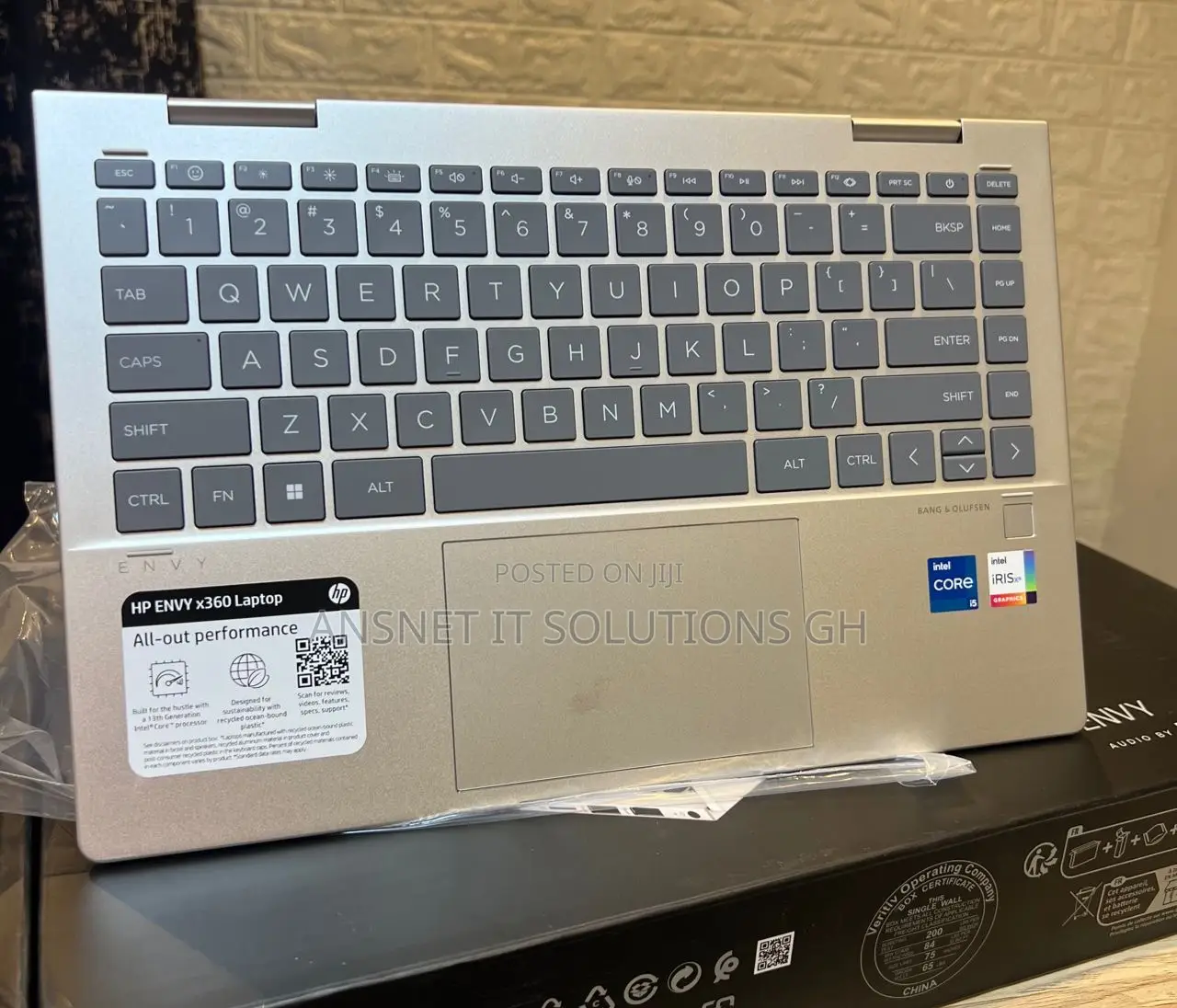 New Laptop HP Envy 14 8GB Intel Core i5 SSD 512GB