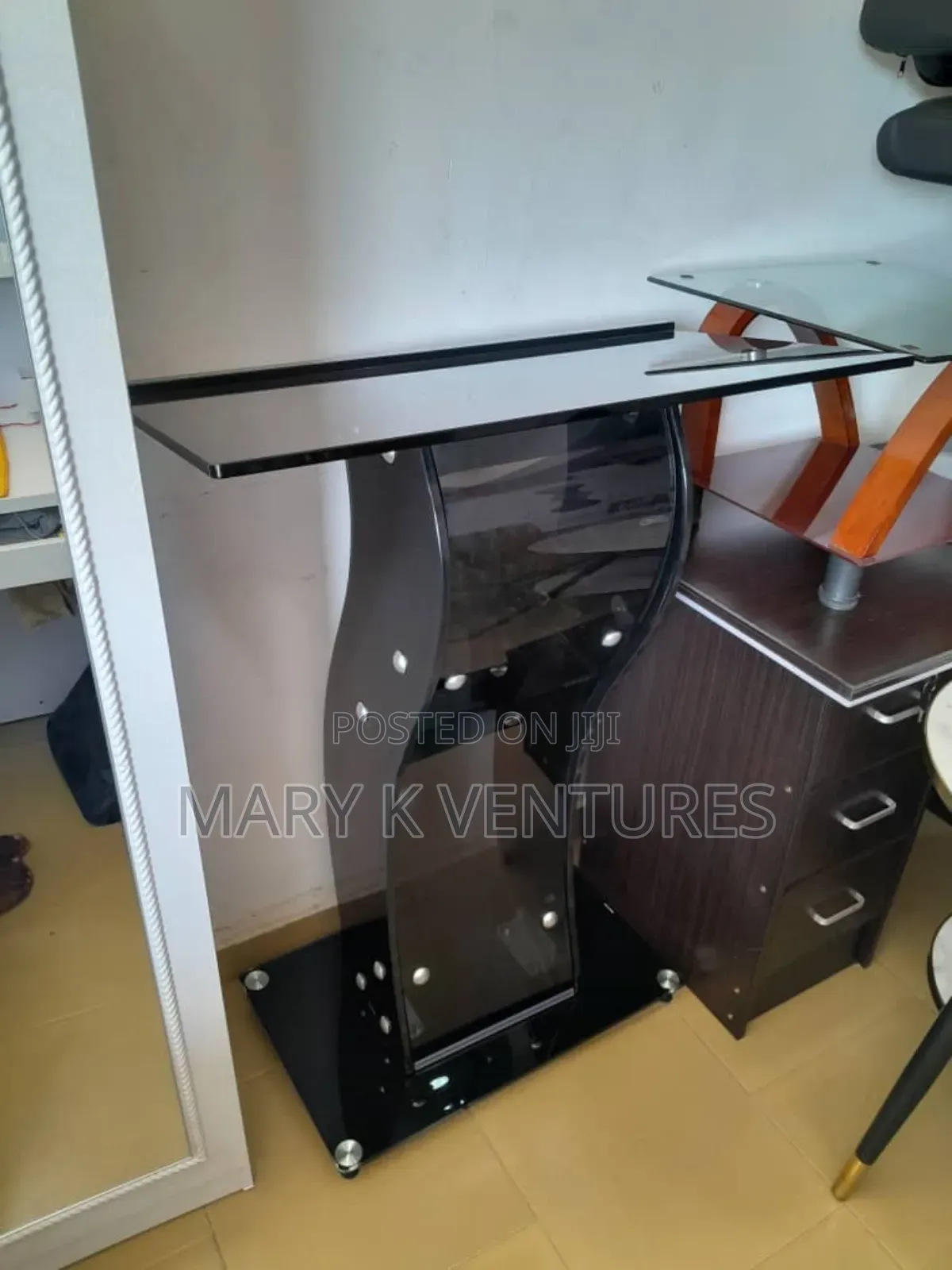 Glass Pulpit