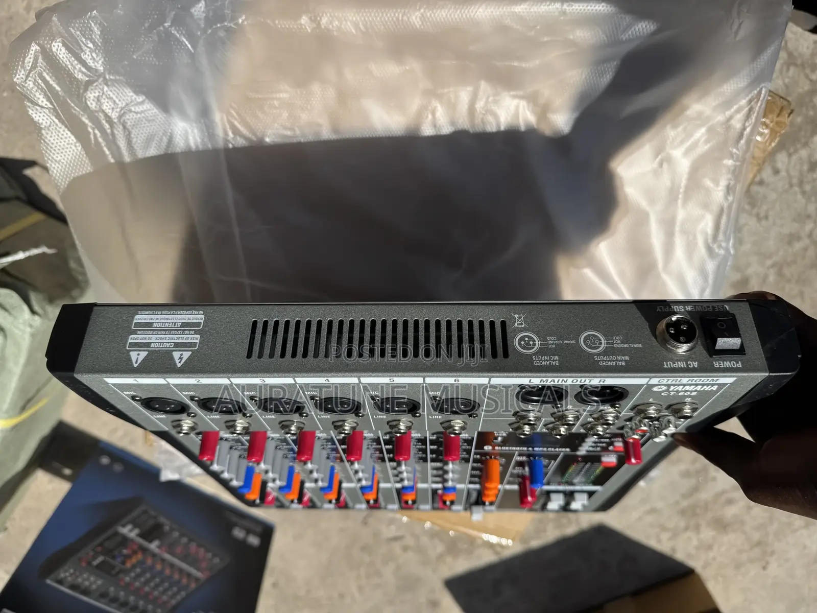 Yamaha CT6 Row Mixer