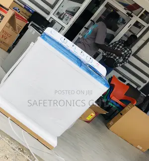 Adorable Zara 11kg Topload Semi Auto White Washingmachine