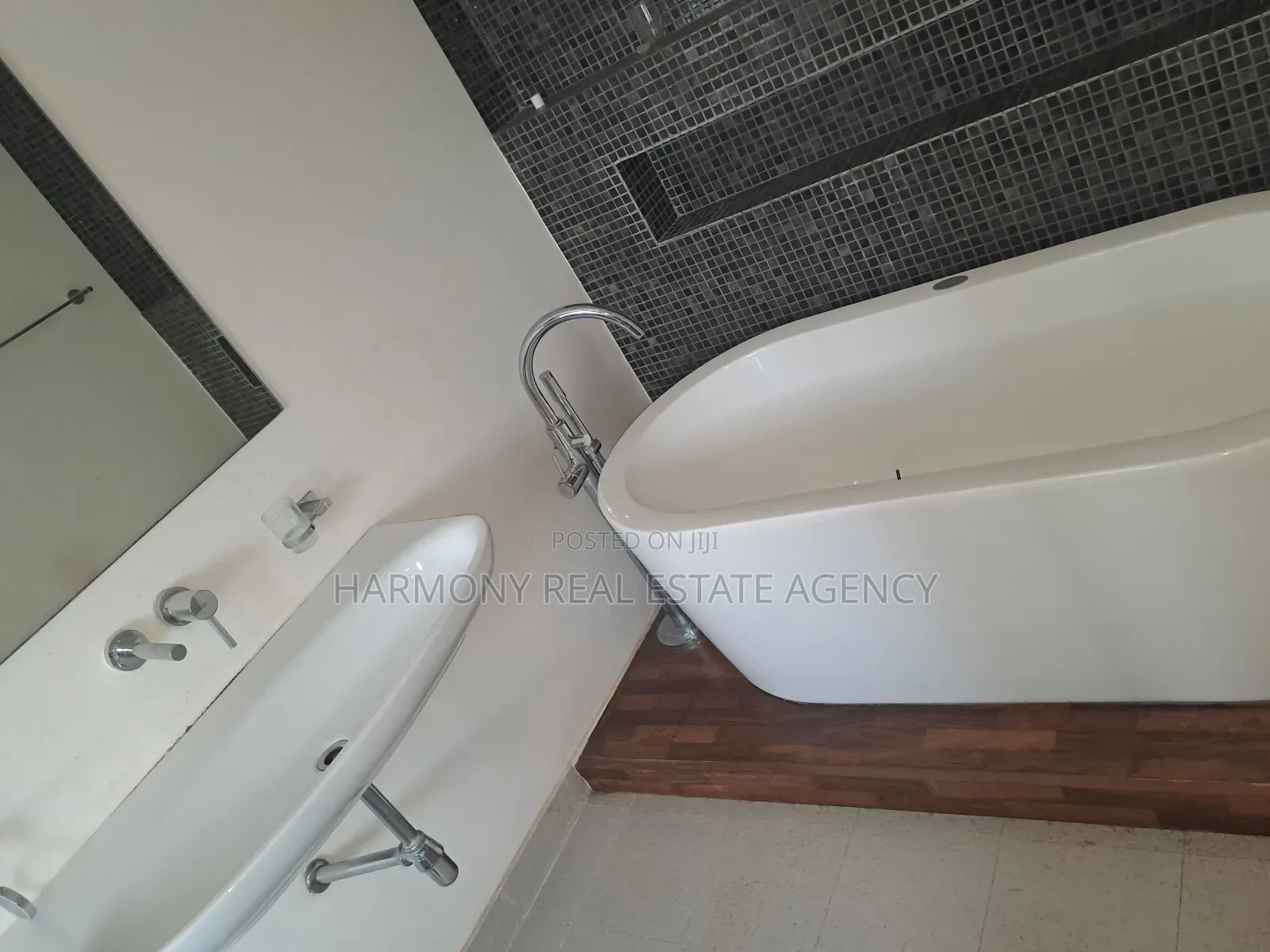 Furnished 4bdrm House in East Legon for sale