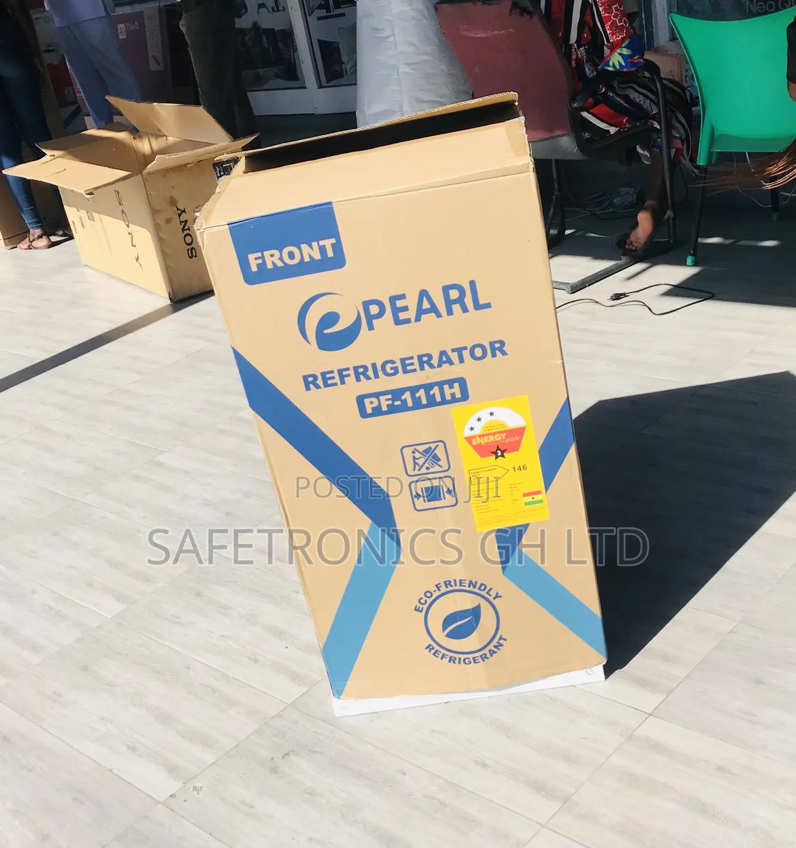 PF-111H Topfreezer Pearl Mini Fridge 90 Liters