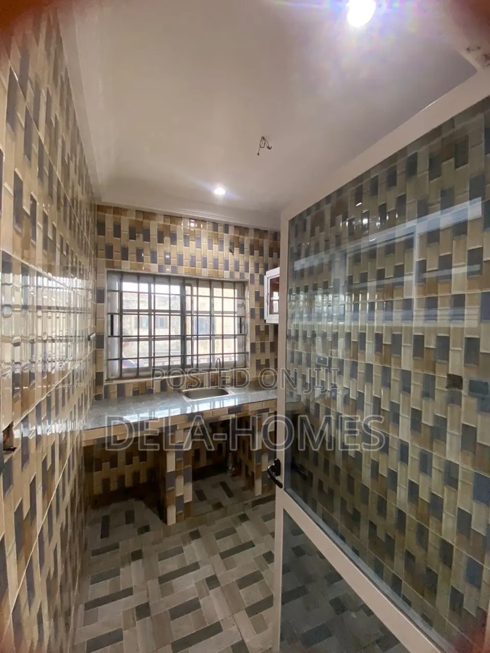 Chamber and Hall Self Contain