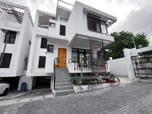 Furnished 5bdrm Townhouse/Terrace in Seekers Realty, Cantonments