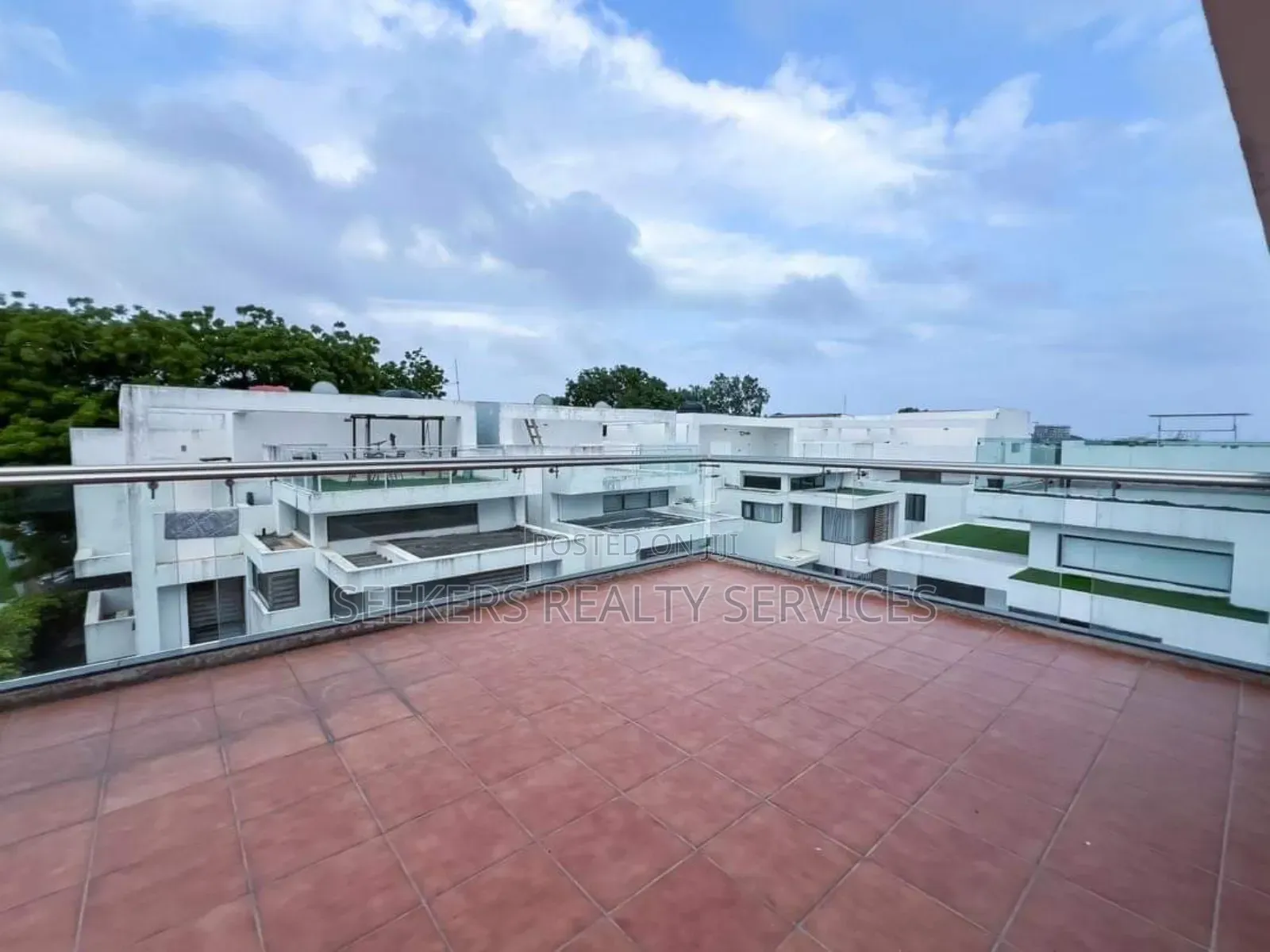 Furnished 5bdrm Townhouse/Terrace in Seekers Realty, Cantonments
