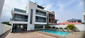 6bdrm Mansion in Seekers Realty, Adjiriganor for sale